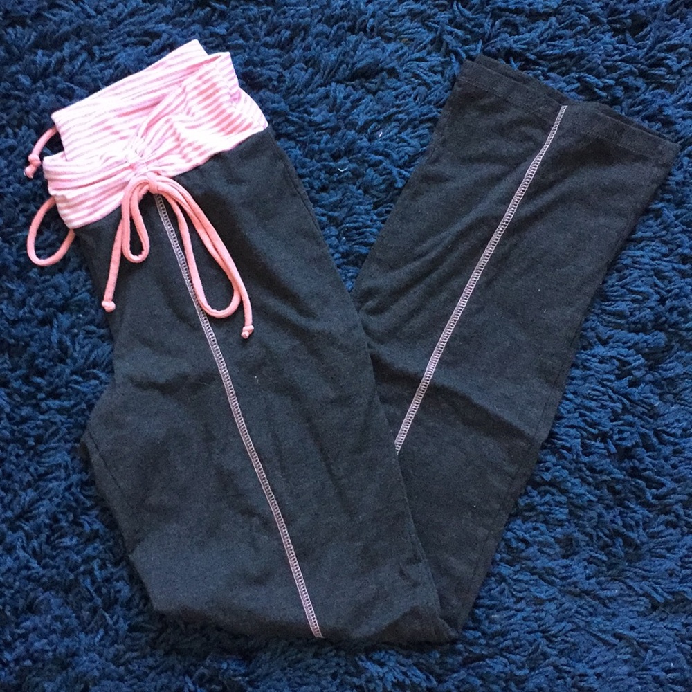 No Boundaries Grey and Pink Yoga Pants